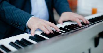 Hire Accompanists