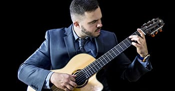Hire a classical guitarist in the UK
