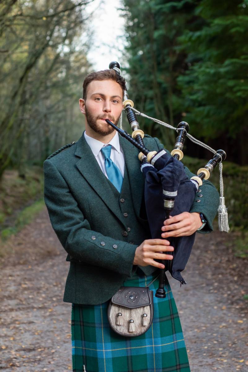 Scottish Bagpiper Images – Browse 1,847 Stock Photos, Vectors, and Video |  Adobe Stock