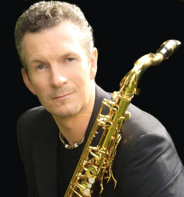 Thomson Tenor Saxophone (Gold)